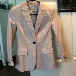 Blush pink blazer from H&M